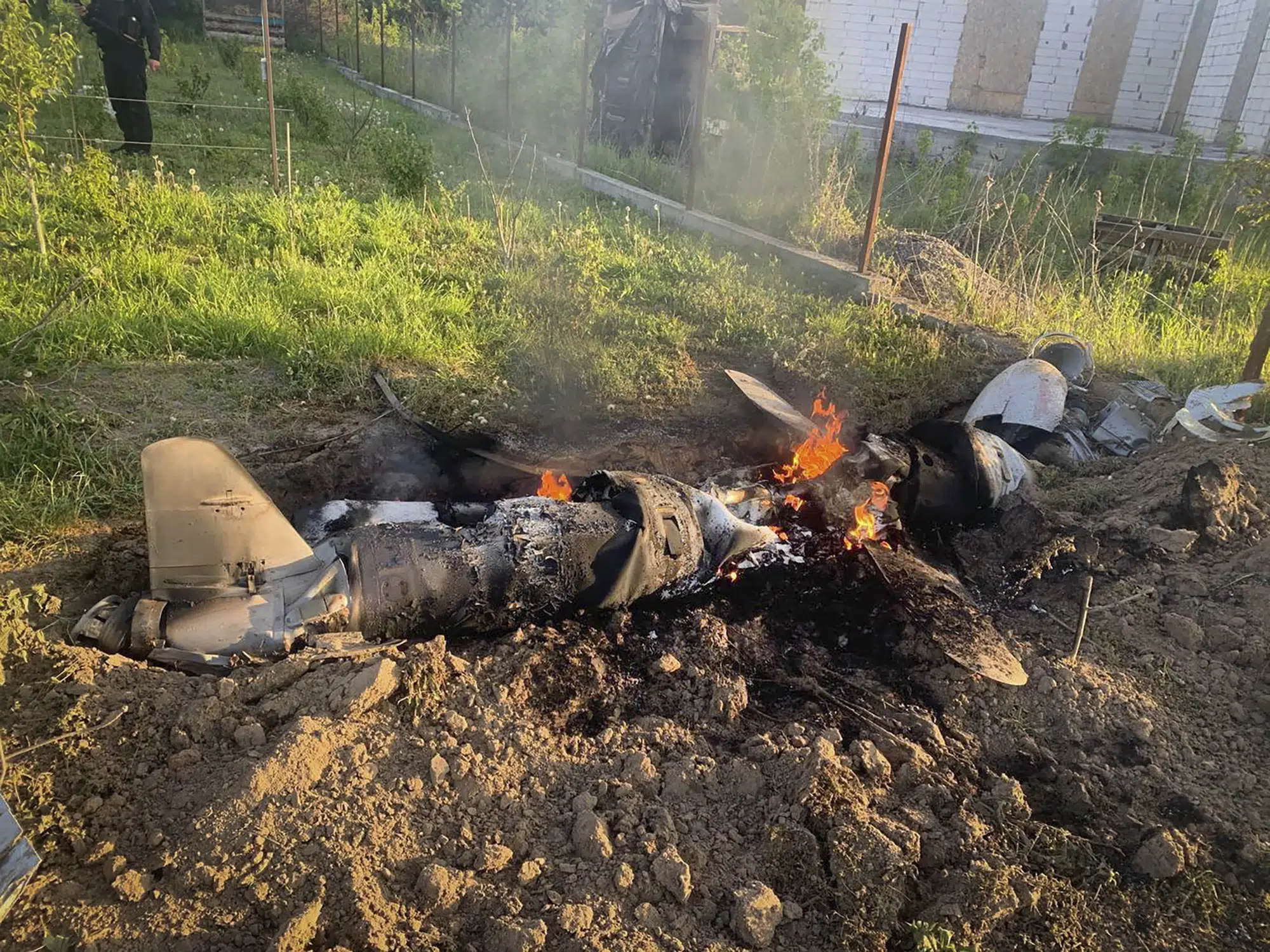 Russia Launches Multiple Missile Attacks on Ukraine, Resulting in Destruction and Casualties.