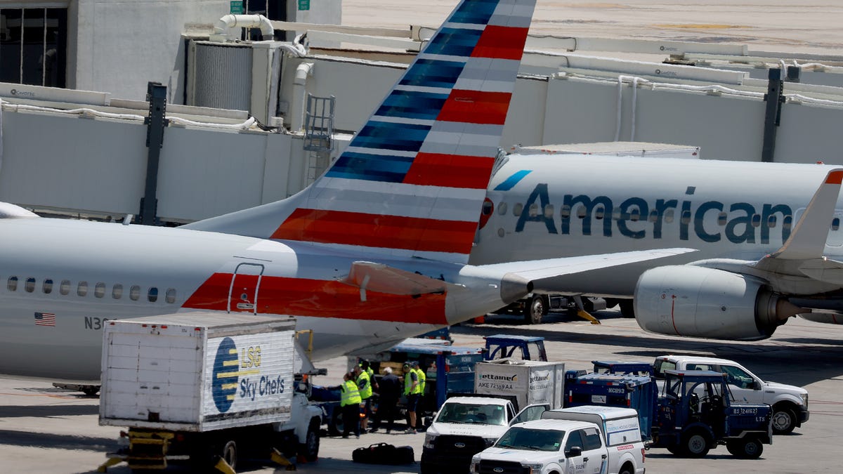 Featured image for American Airlines Pilots Union Raises Alarm Over Safety and Maintenance Issues