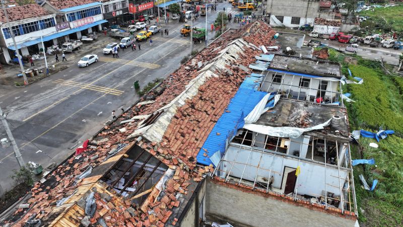 Devastating Tornadoes Claim 10 Lives in Eastern China