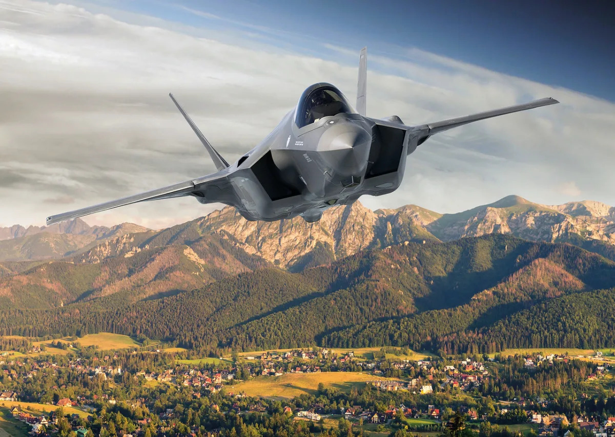 Lockheed Martin Stock Plummets: What Happened?
