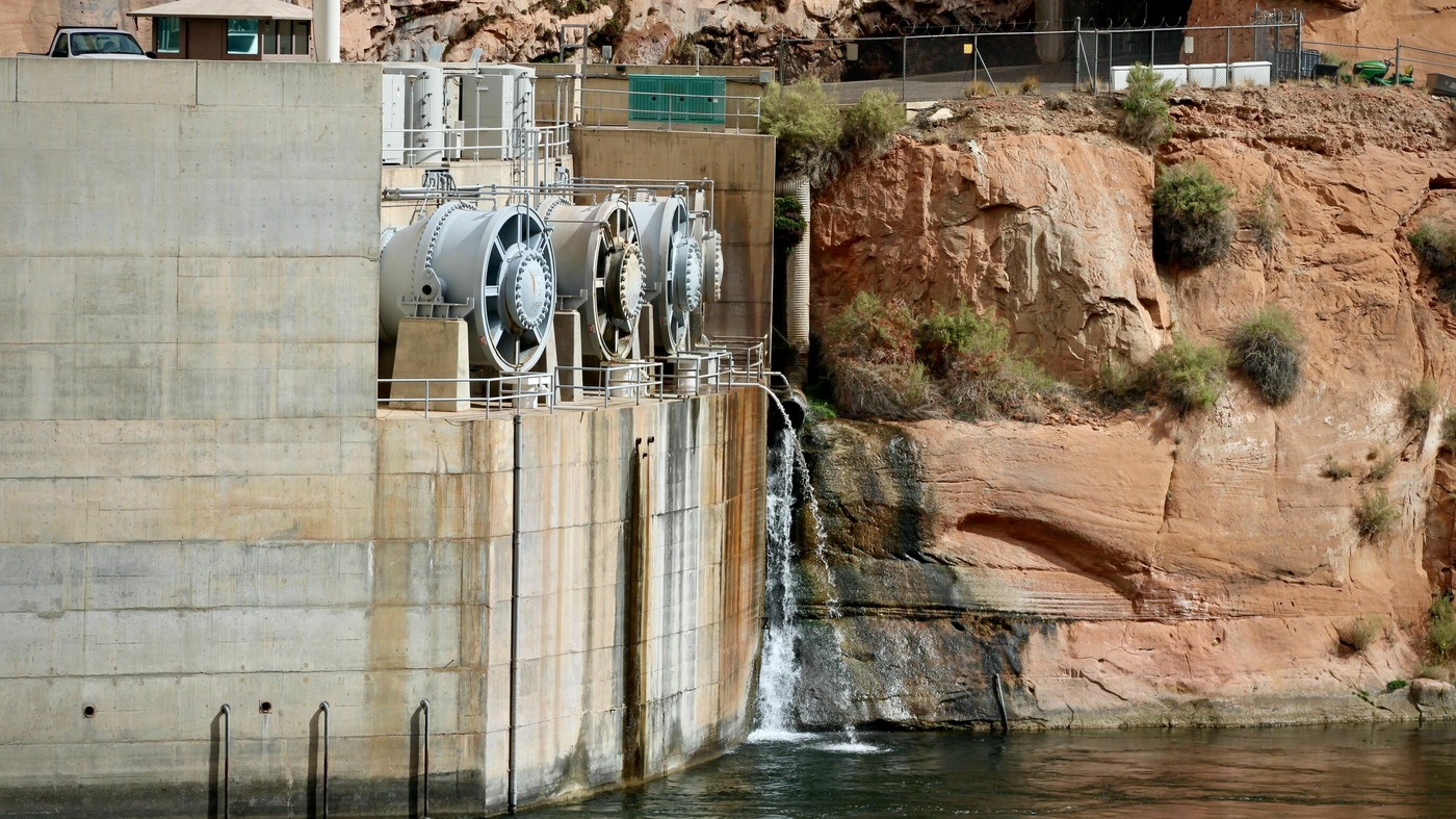 Featured image for "Water Risks and Record Levels: Challenges Facing Southwest's Dam Infrastructure"