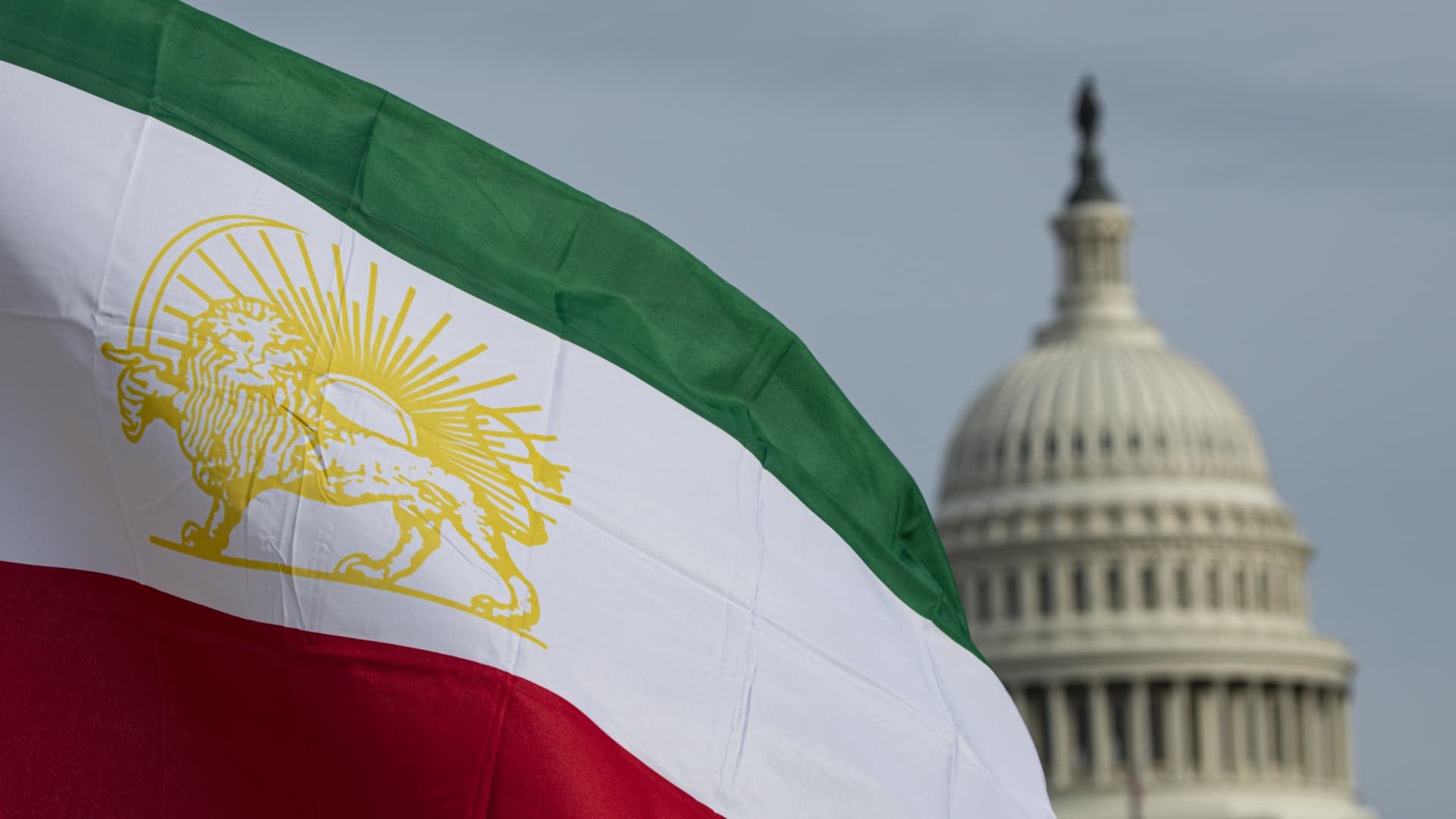 "Qatar Mediates Historic Prisoner Swap Between Iran and US"