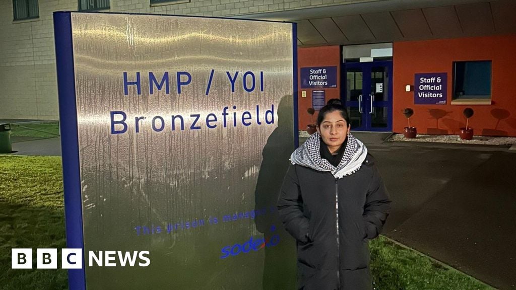 Featured image for Palestine Action Hunger Strikers Face Life-Threatening Conditions Amid Hospitalization and Protest