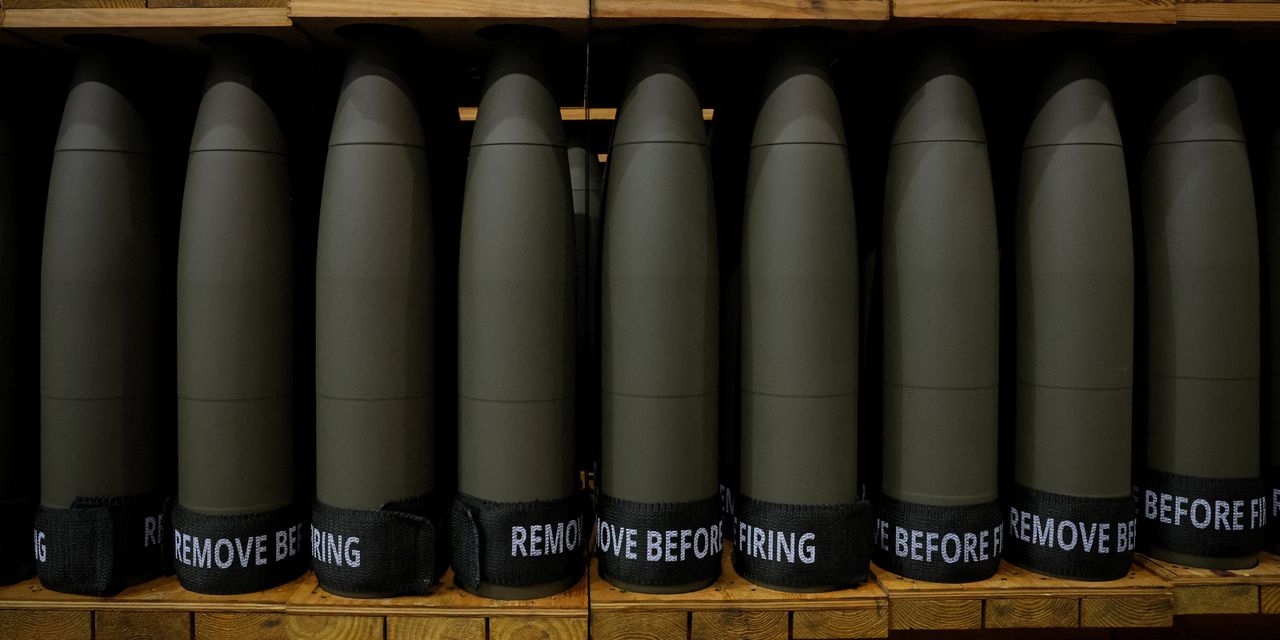 U.S. rushes to aid Ukraine in preparation for potential counteroffensive.
