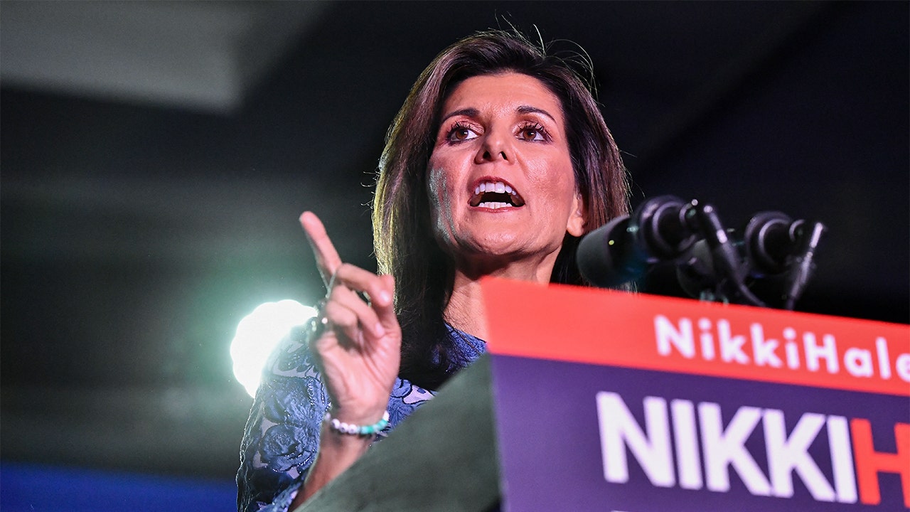 "Nikki Haley's Mixed Reception in South Carolina Politics"