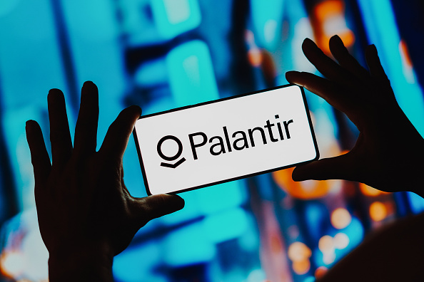 "Unveiling the Truth: Palantir Stock (NYSE:PLTR) Debunks Bear Arguments"