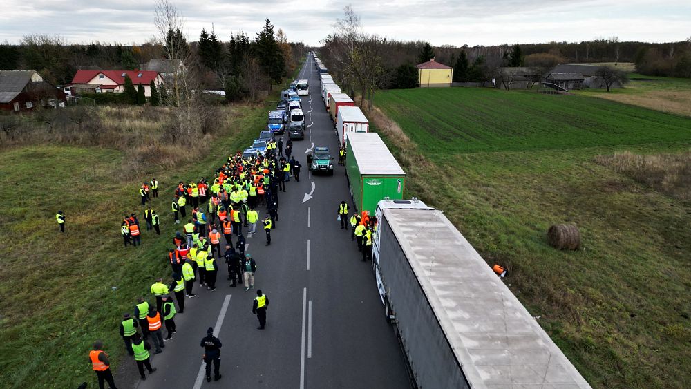 Truckers' Blockade at EU-Ukraine Border: Tensions Rise and Solutions Sought