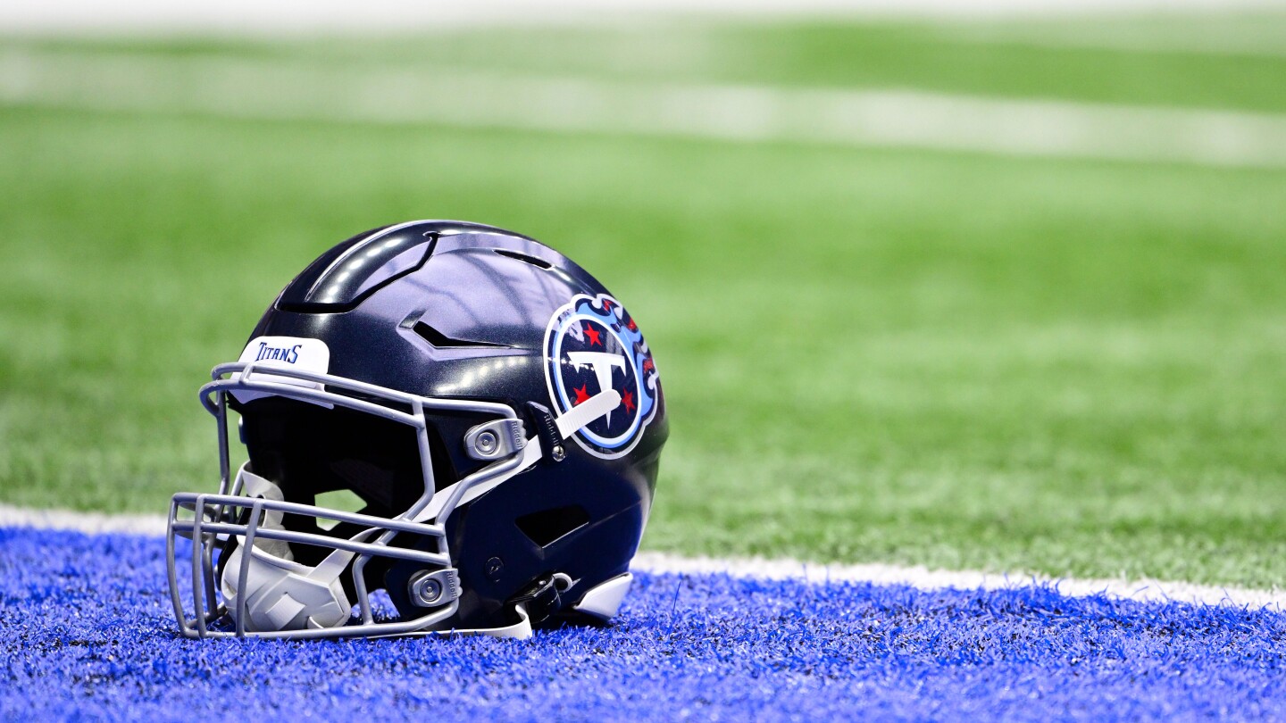 "Titans Consider Thad Lewis for Offensive Coordinator Role"