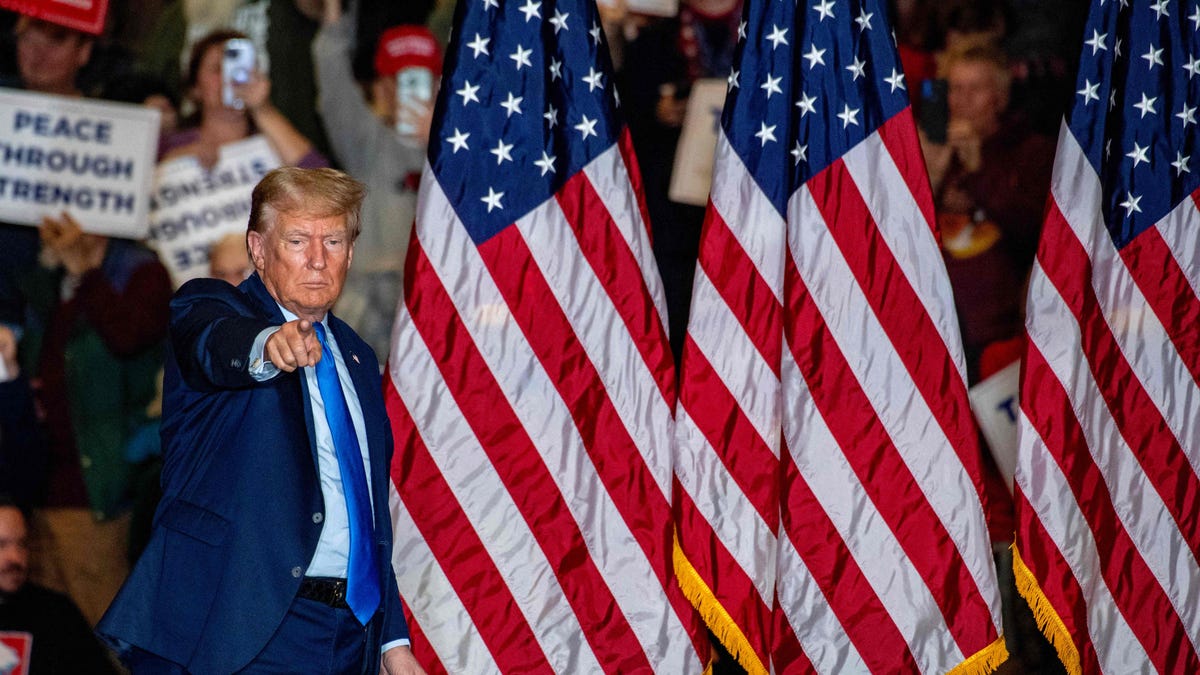 "Trump's Rally in New Hampshire: Economic Pitch, Sununu Slam, Veepstakes Battle, and Remarks"