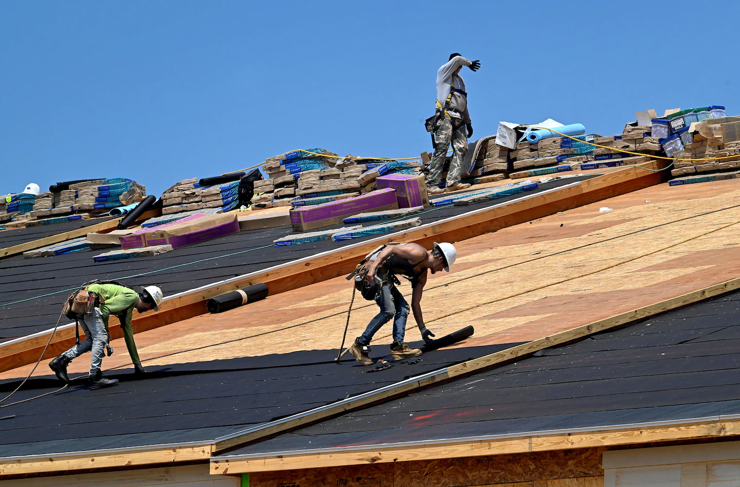 "Stay Safe: Heat Advisory Reminders and Precautions for Extreme Temperatures"