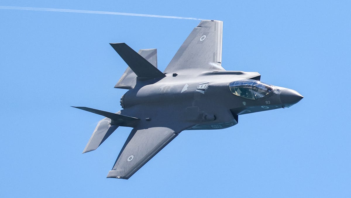 "F-35: Crashes, Ejections, and Missing Jets - Unveiling the Troubling Truth"