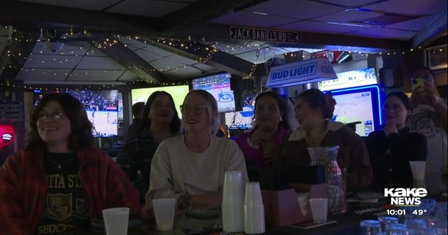 Featured image for Wichita Man Wins Heart in Emotional 'Golden Bachelorette' Finale