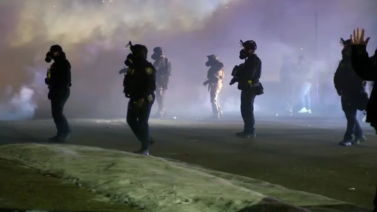 Appeals court pauses district ruling on federal agents and protesters