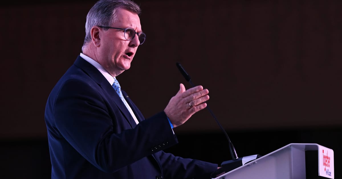 "UK's Financial Package Dangles Hope for Reviving Northern Ireland's Suspended Government"