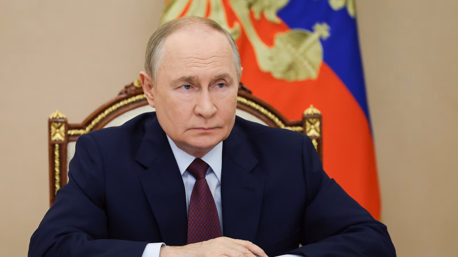 Featured image for Britain Spy Chief: No Evidence Putin Seeks Ukraine Peace