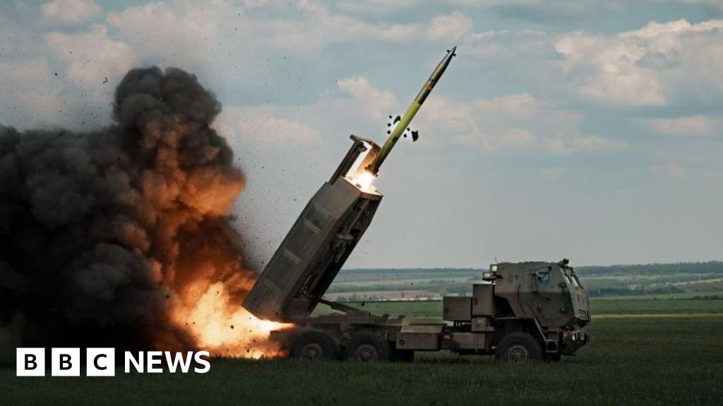 "Biden Faces Pressure Over Ukraine Striking Russia with US Weapons"