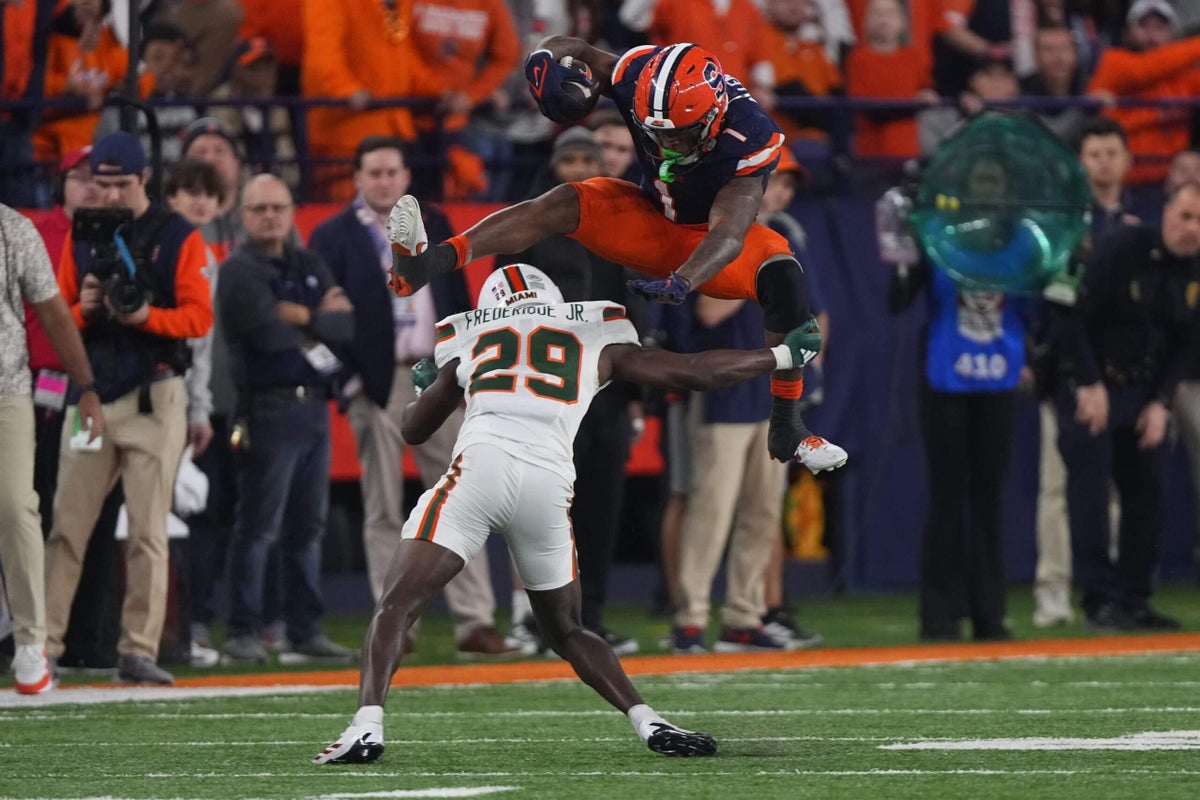 Alabama Surges to No. 11 in CFP Rankings, Miami Drops Out
