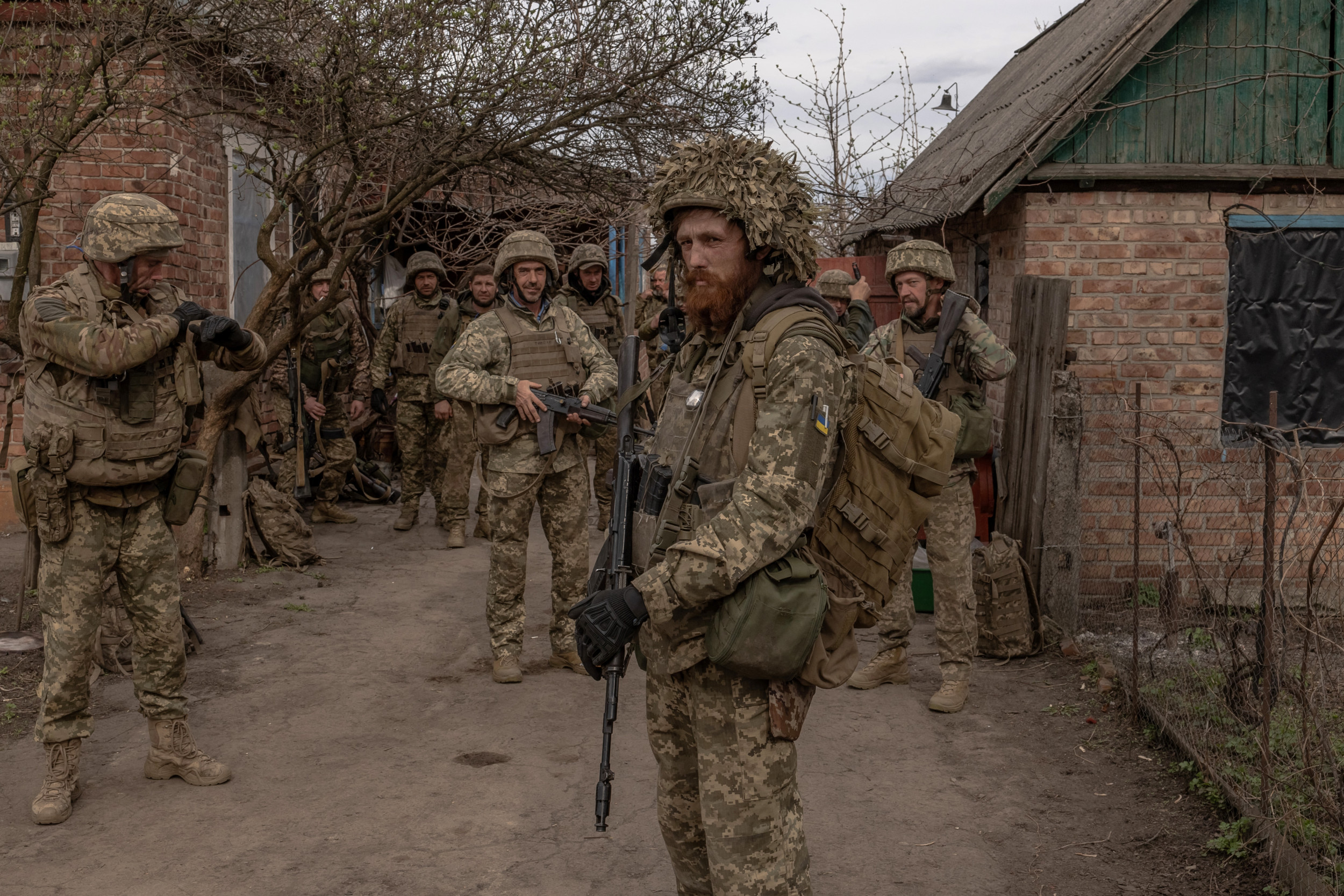 "US Transfers Seized Iranian Weapons to Ukraine for Russian Conflict"
