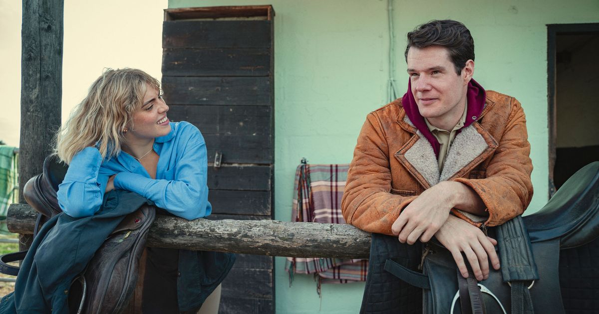 "Powerful Lessons and a Stellar Sendoff: 'Sex Education' Season 4 Review"