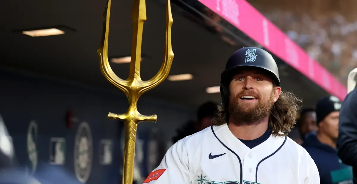 Mariners' Opening Day offense fizzles as Guardians pull away