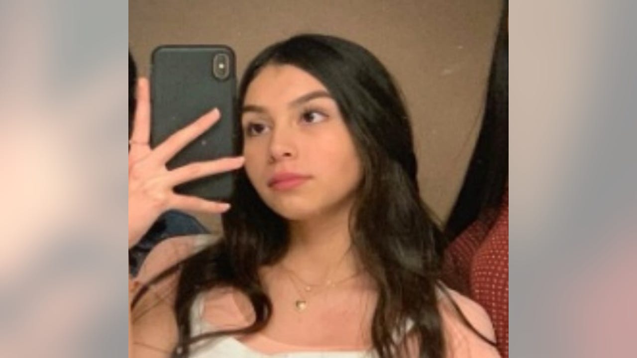 Teen in Dallas AMBER Alert charged with murder, second suspect at large