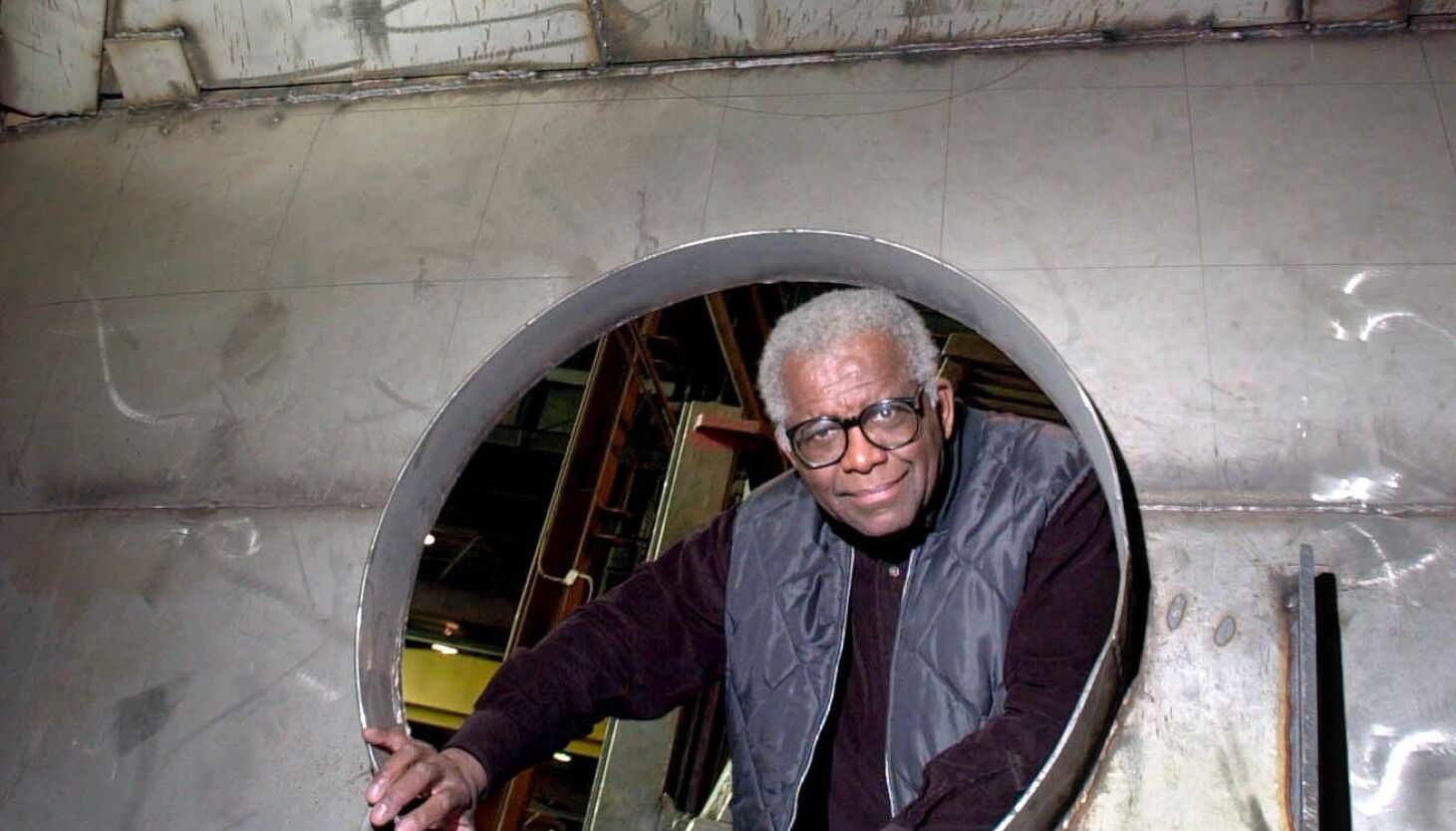 Featured image for Remembering Richard Hunt: Chicago's Iconic Sculptor and Equity Advocate