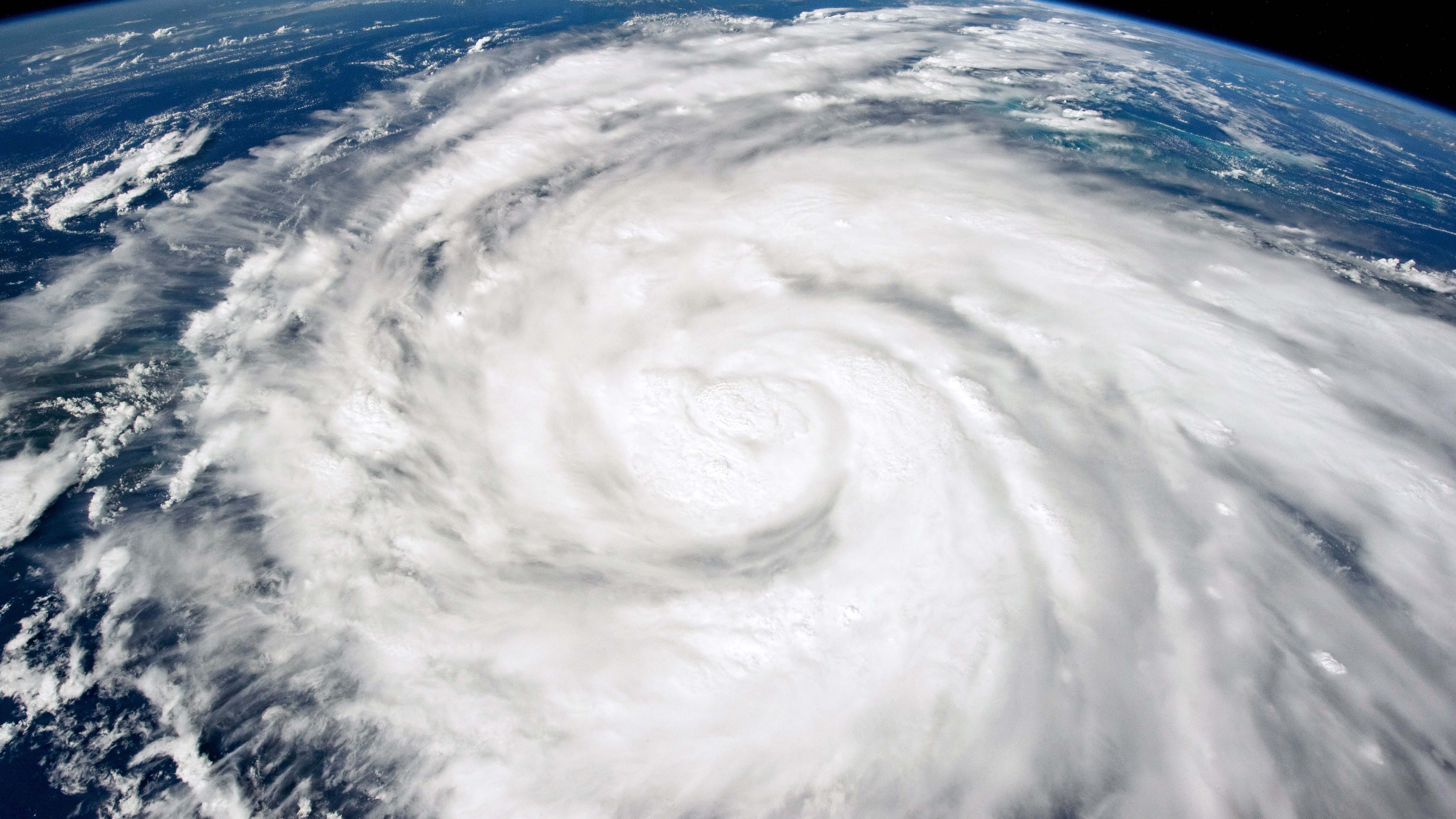 Featured image for "Rethinking the Hurricane Scale: The Case for Category 6"