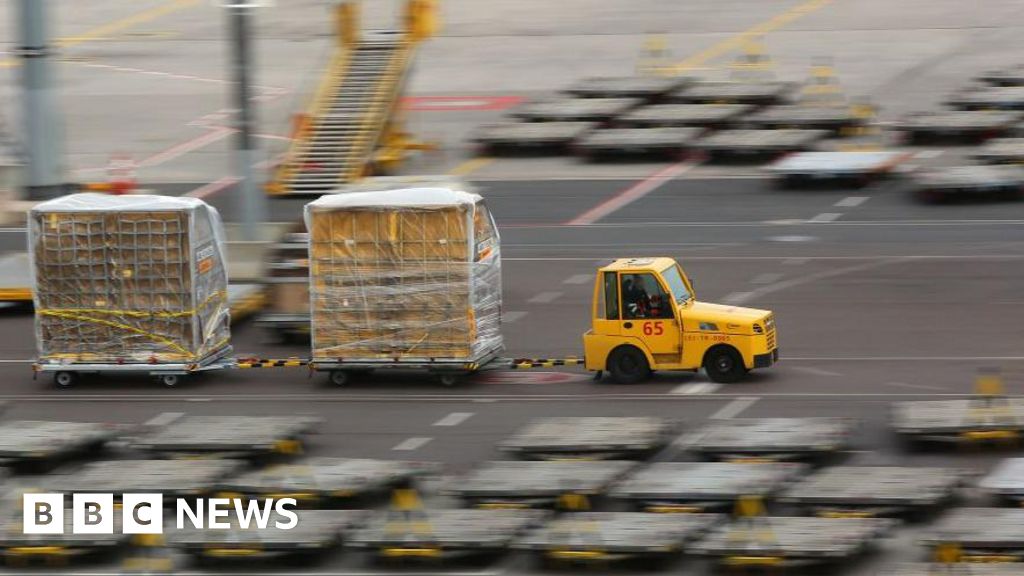 Russia Allegedly Tested Parcel Bombs for US Cargo Flights