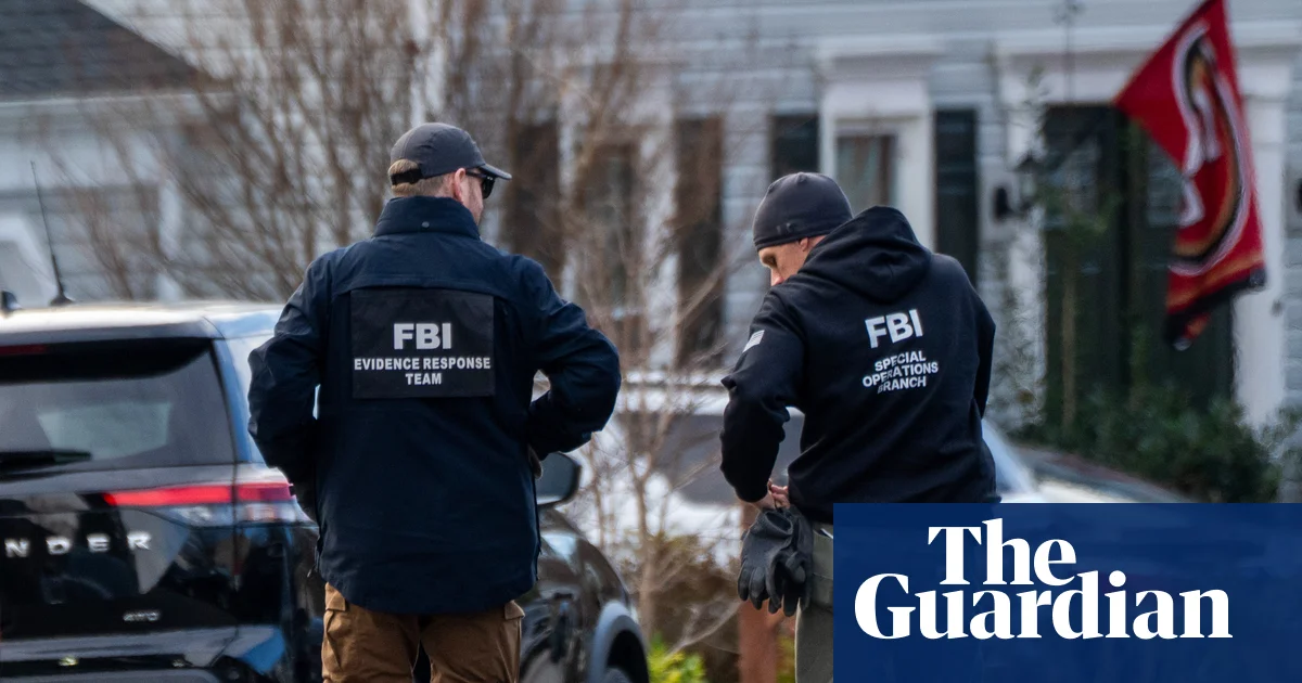 Featured image for D.C. Pipe Bomb Suspect to Stay in Jail Until Trial