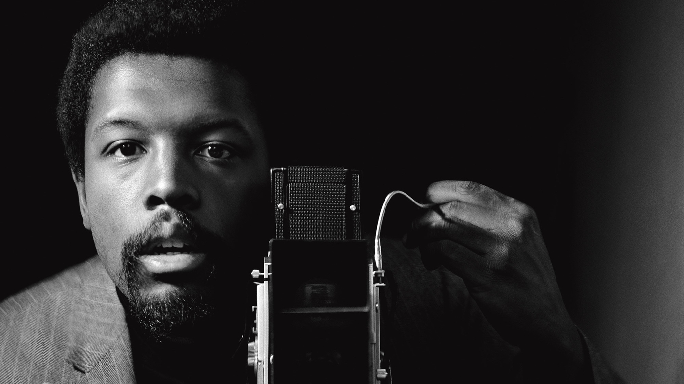 'Black is Beautiful' Photographer Kwame Brathwaite Dies at 85