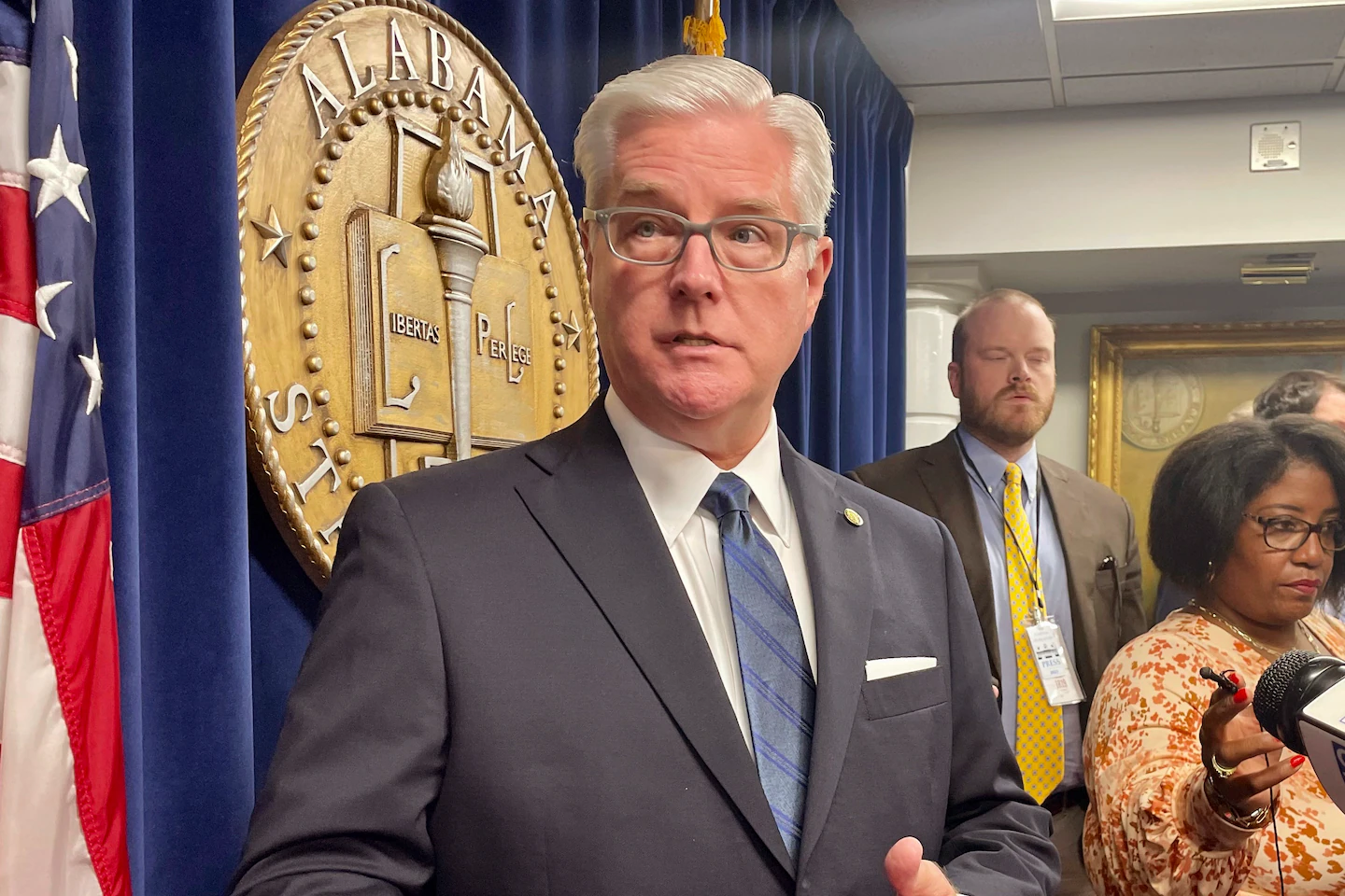 Alabama Legislature Defies Court Order, Approves Controversial Congressional Map with Limited Black Representation