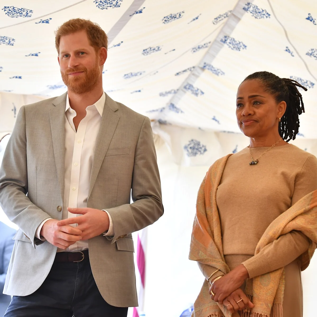 Featured image for Doria Ragland Joins Meghan and Harry at Sussex Home, Offering Support in Challenging Times
