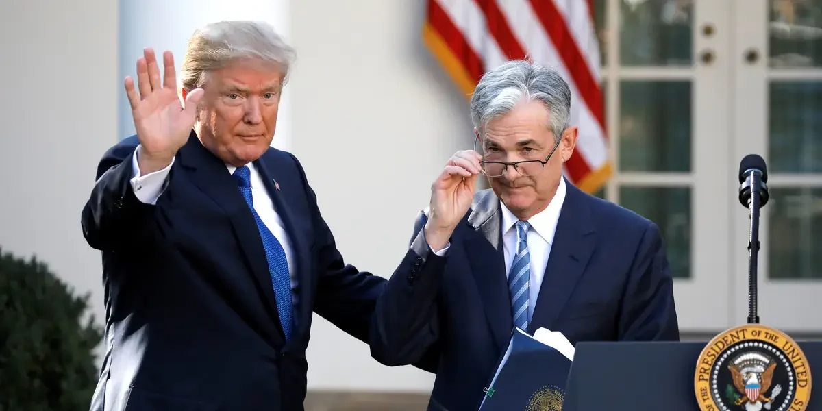 Trump-Powell Tensions Rise as Betting Markets Name Top Fed Replacement