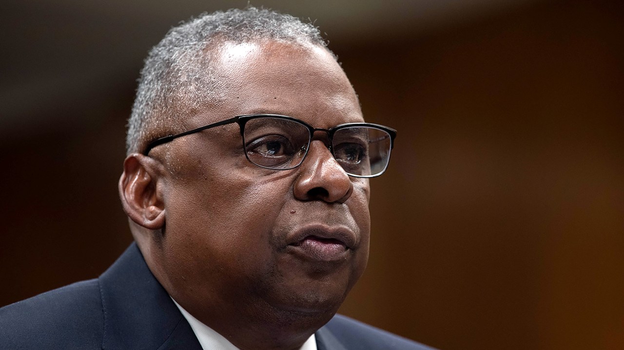 "Defense Secretary's Aide Requests Subtle Ambulance Response in 911 Call"