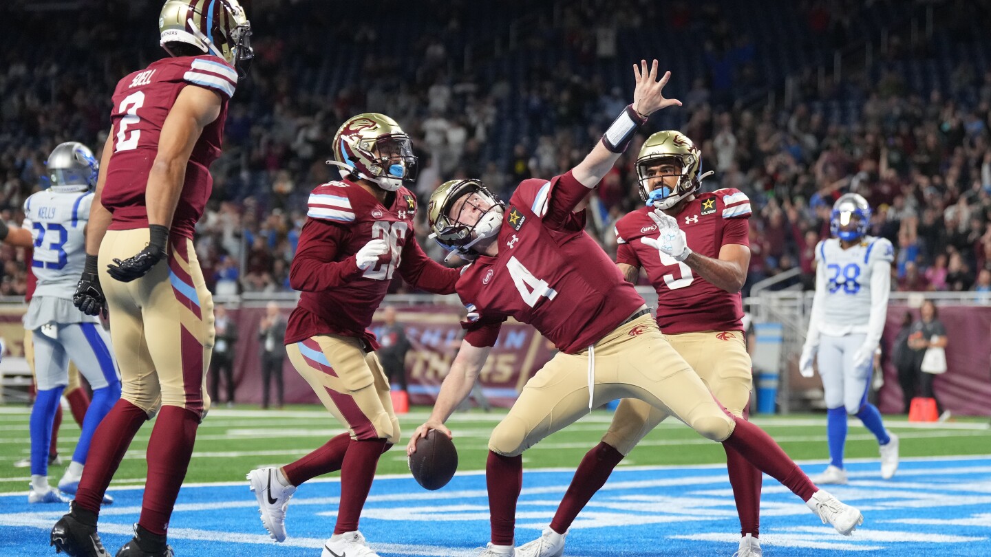 Featured image for "Michigan Panthers Secure Season Opener Victory with 64-Yard Field Goal"