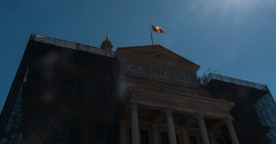 Texas Redistricting Sparks Political Battle Amid GOP Map Advances