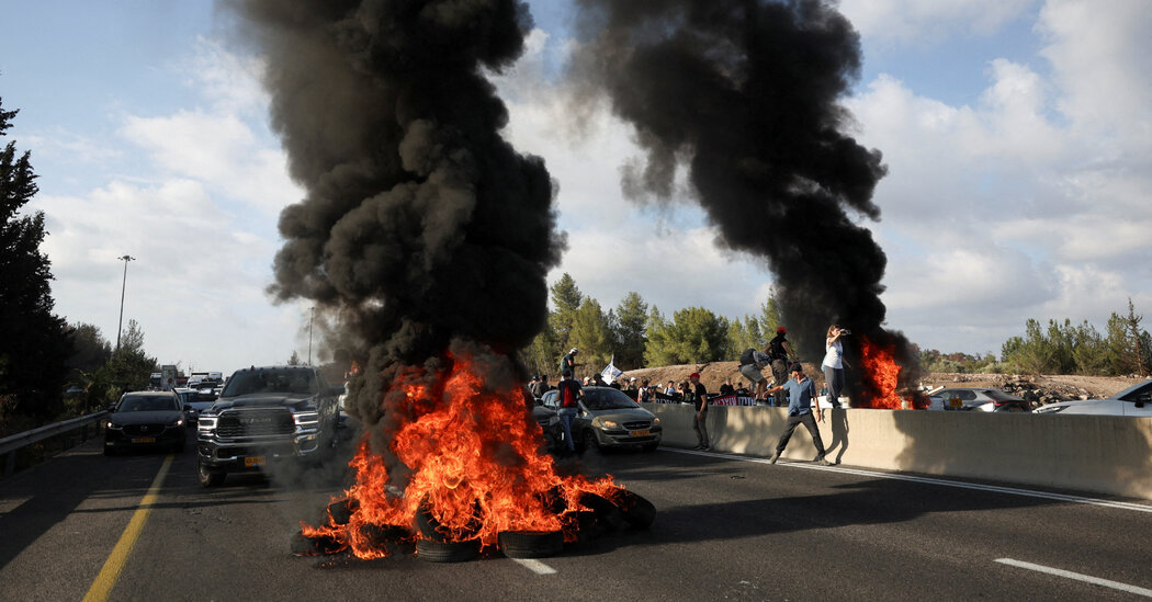 Israelis Rally Nationwide for Hostage Release and Gaza Ceasefire