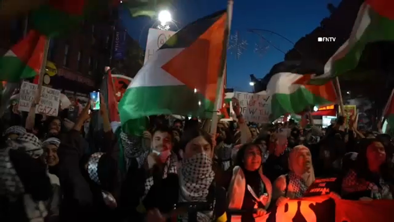 Featured image for Massive Pro-Palestinian Protests Erupt in New York City, Resulting in Arrests and Chaos