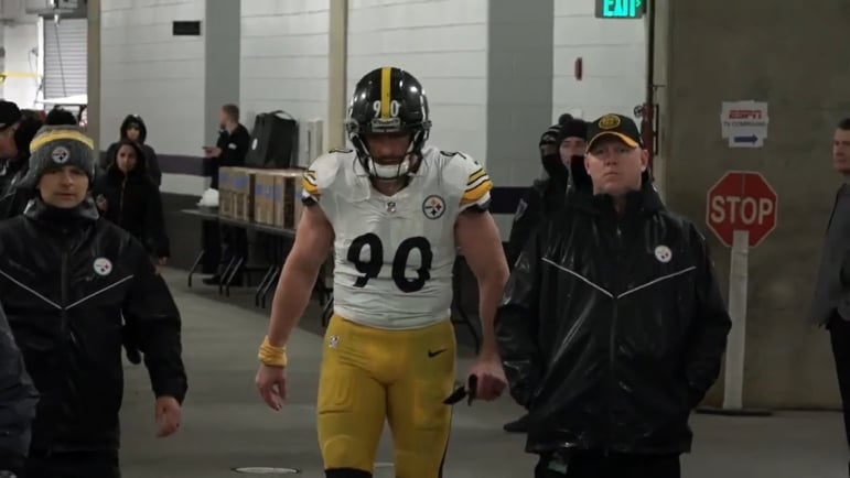 Featured image for T.J. Watt's Playoff Hopes Hang by a Thread After Grade 3 MCL Sprain Diagnosis