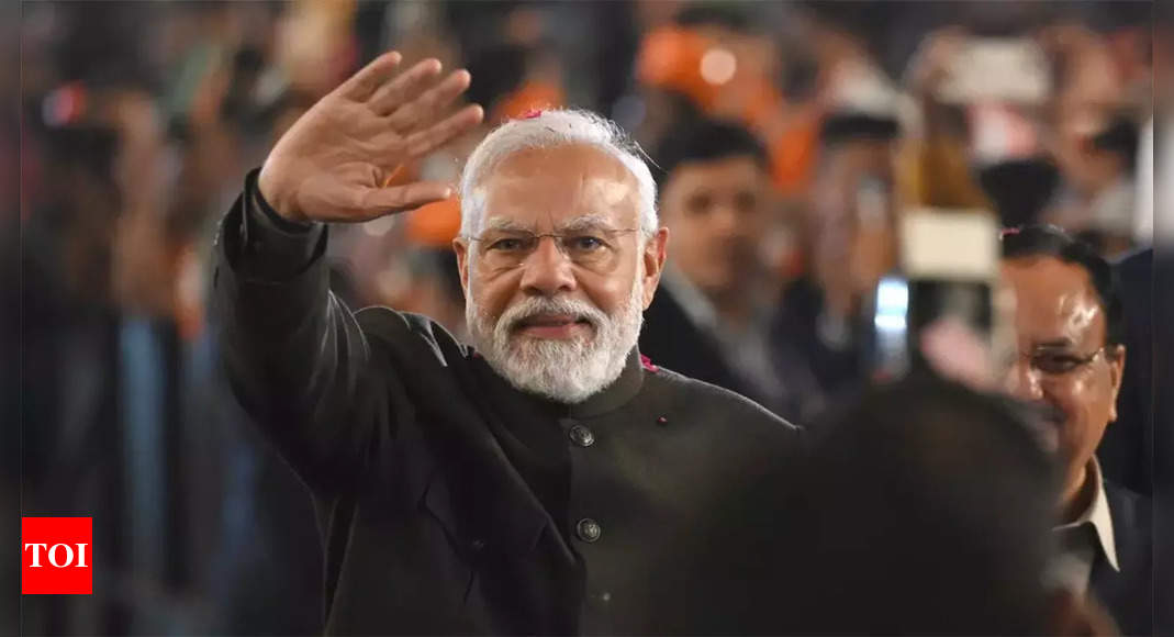 Featured image for "PM Modi's 'Viksit Bharat Sankalp Yatra' gains massive support with 1 crore participants"