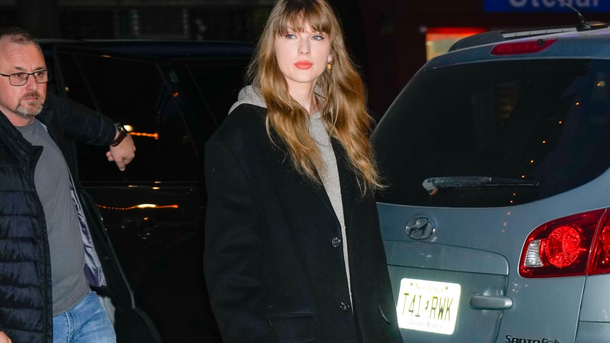 "Platform X Takes Action Against Viral Explicit AI Images of Taylor Swift"