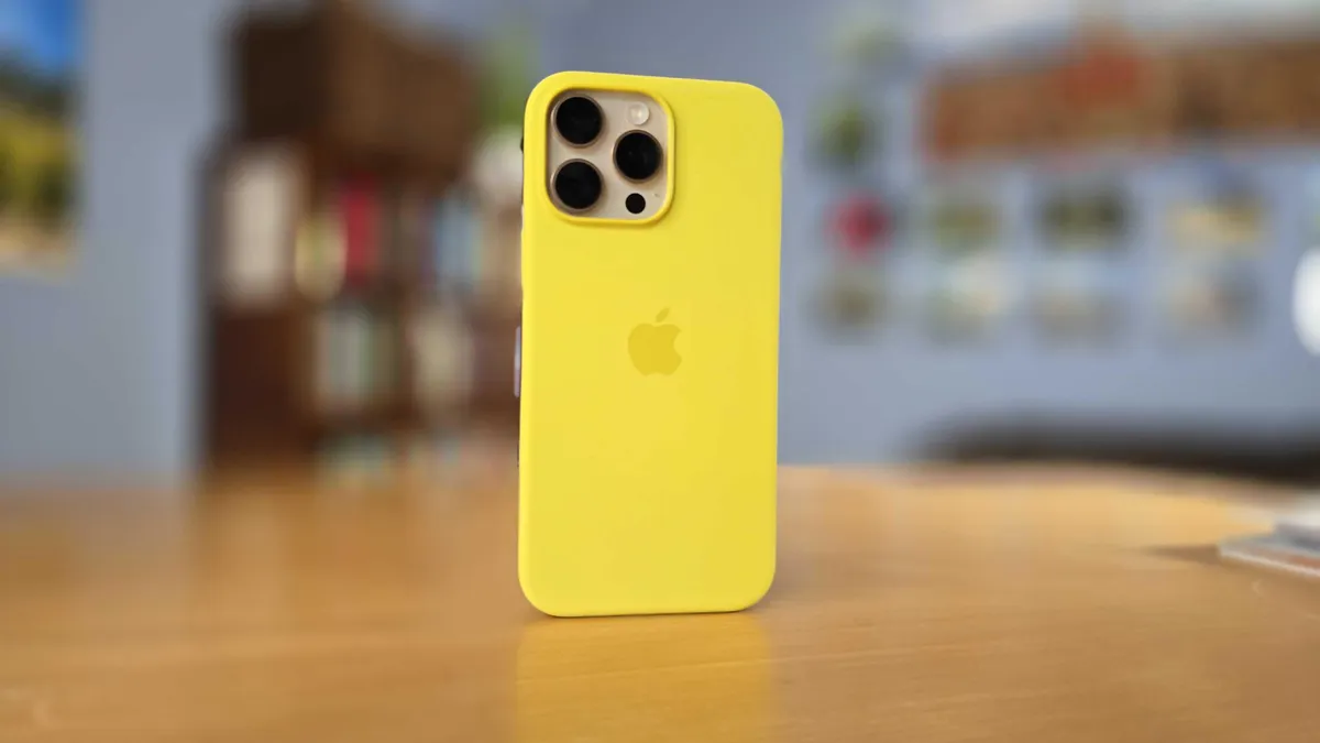 Featured image for Last iPhone 16 Model Spotted for One Cent on Amazon Post-Black Friday