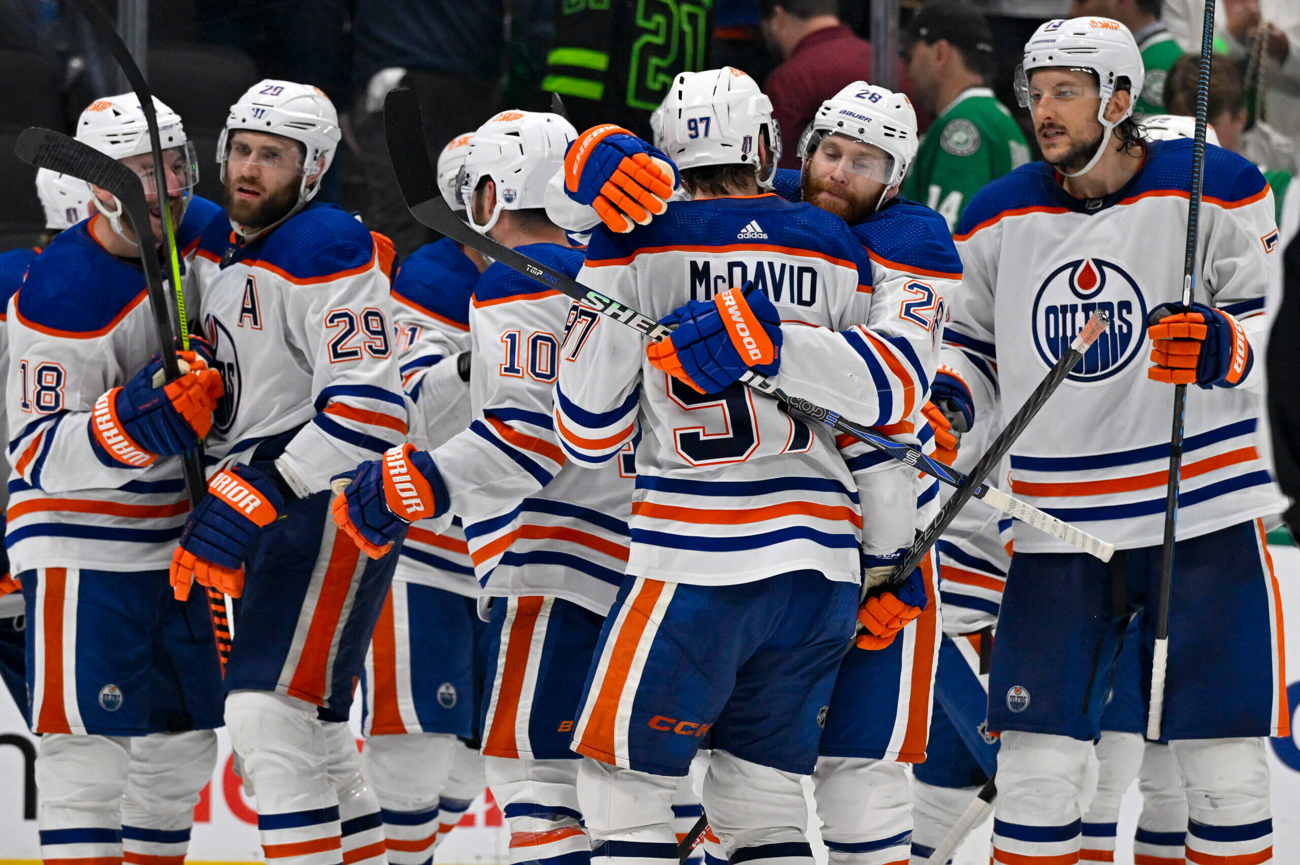 Featured image for McDavid's 2OT Heroics Secure Oilers' Game 1 Win Over Stars
