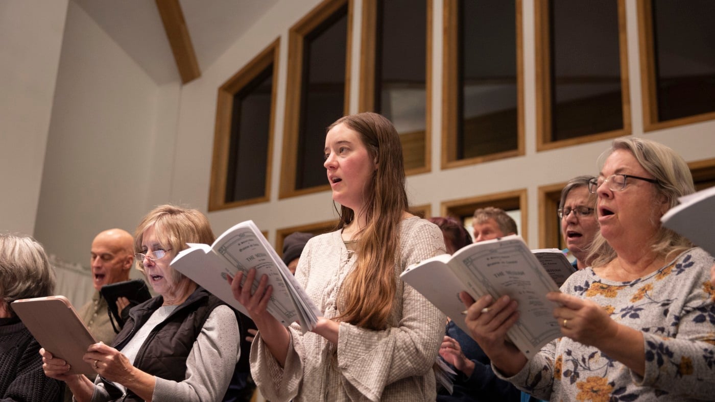 Featured image for Singers Find Harmony Amidst Differences