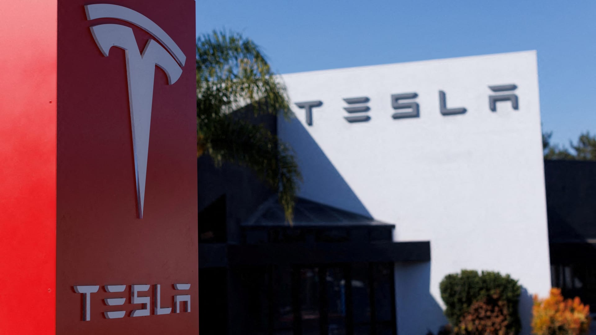 "Top Stocks to Buy: Nvidia and Market Analysis from Wall Street"
