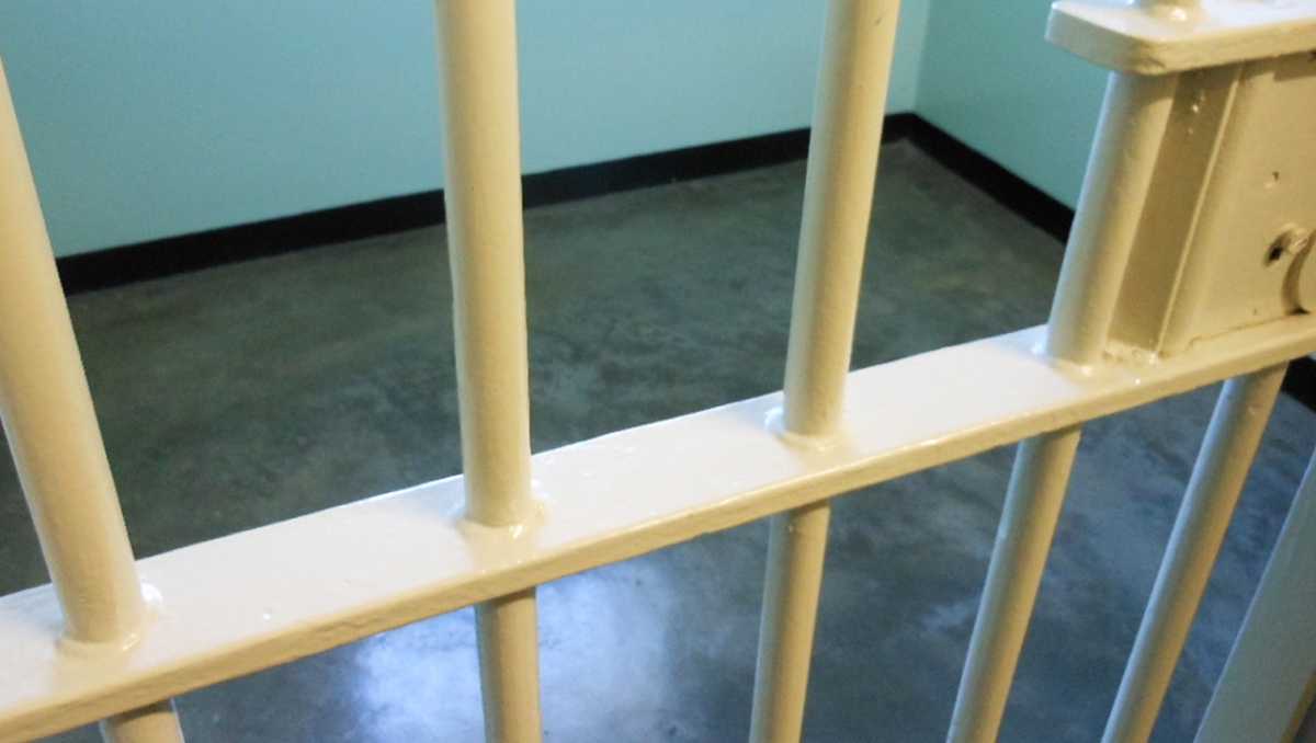 California Rapper MoneySign Suede Fatally Stabbed in Prison Shower