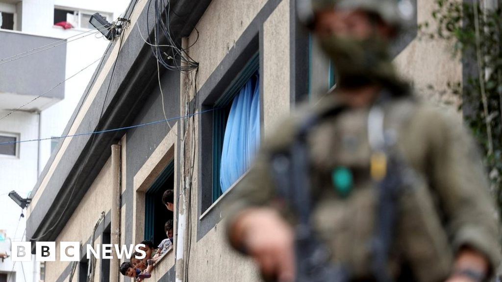 Israeli Forces Arrest Director and Doctors of Gaza's Al-Shifa Hospital