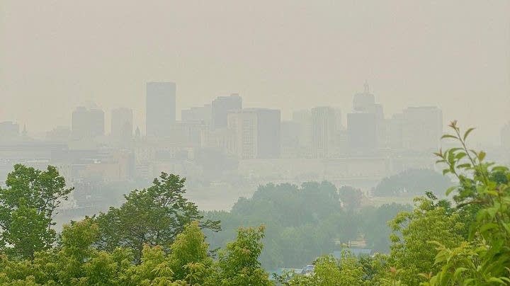 Minnesota's Unhealthy Air Quality Worsens Amid Wildfire Smoke and Ozone Pollution.