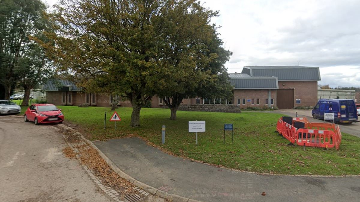 "Prison Guards Disciplined for Disparaging 'Good Behaviour' Wing Inmates"