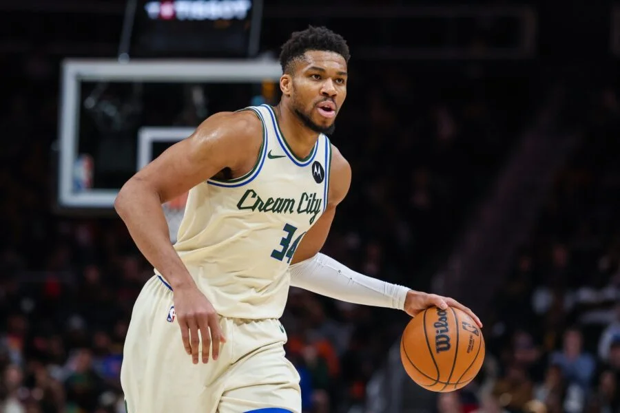 Blazers Eye Giannis in Possible Multiteam Trade